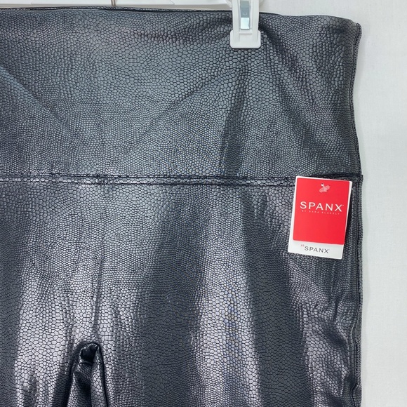 Spanx Faux Leather Pebble Grey Leggings Shaping 3X - Picture 3 of 9